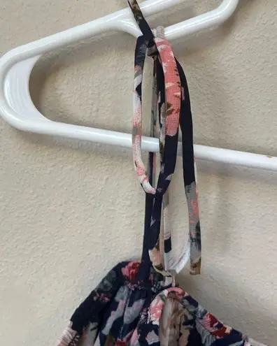 Siren Lily 2/$12 Women’s Maternity Pink Navy Floral Sheer Stretchy Top Size M