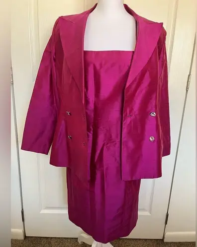 Ellen Tracy Vintage Magenta 100% Silk 2 Piece Suit Size 6