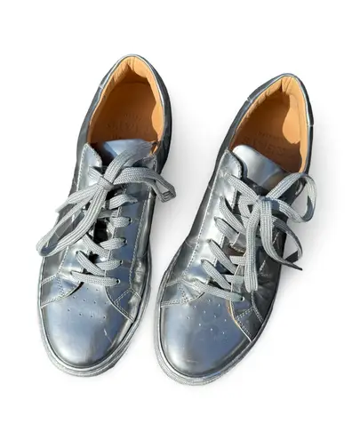 GREATS Brooklyn Brand Italian Leather Silver Sneakers Size 9