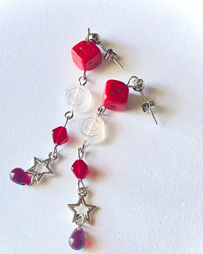 Handmade y2k Kawaii funky grunge style Czech glass beads & star dangle earrings 🎲🖤