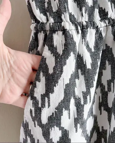 J.Crew  Linen Blend Short Sleeve Romper w/ pockets in Black White Ikat Print, XS