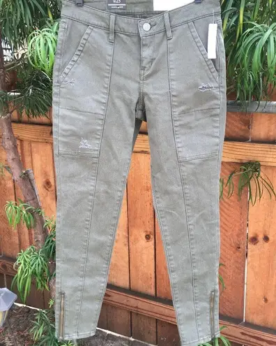 Treasure & Bond distressed zip ankle skinny pants