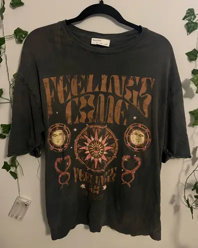 Bershka “Feelings Come, Feelings Go” Lightweight Graphic Tee Size L