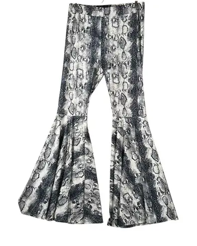 Womens White Black NEW Snakeskin Western Flare Leggings Pants Snake Print Sz 2X