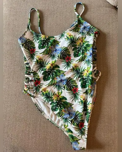 Revamped Tropical Floral One-Piece Swimsuit Size L