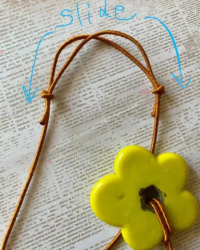 Handmade artisan chunky flower glass bead simple cute fairy boho necklace💐💚