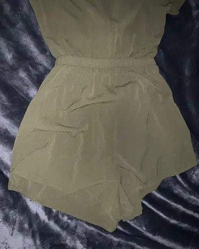 Princess Polly Pure Rhythm Playsuit Romper in Khaki Green Size 4