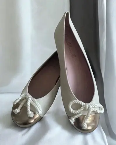 PRETTY BALLERINA White Gold Captoe Ballet Flats Size 40 / US 10