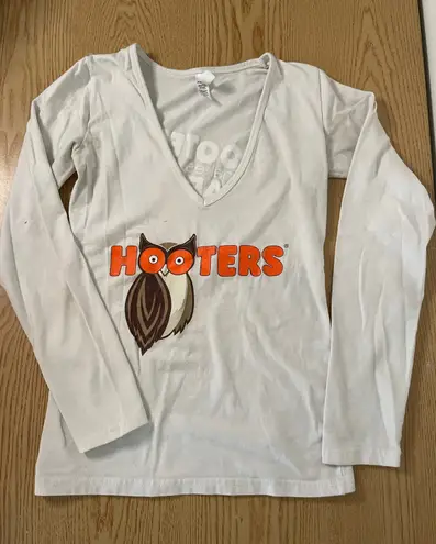 Hooters B25-35 Women’s girl worn rare Uniform Long Sleeve V-Neck Tshirt Xs/Small