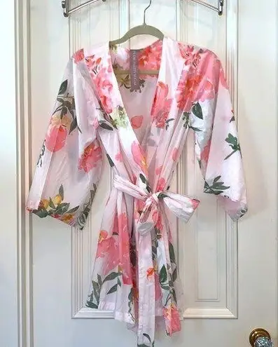 Plum Pretty Sugar Kimono Robe XS Pink