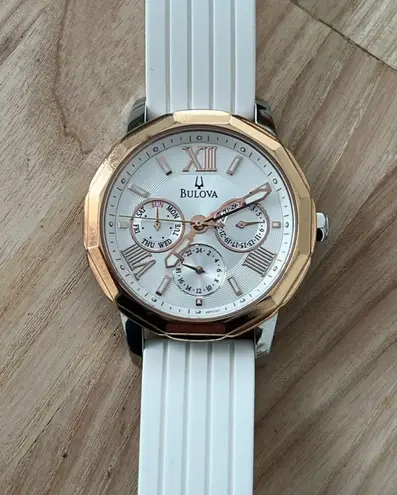 Bulova Ladies Chronograph Style Watch Silver Dial Rose Gold Case Date Dial