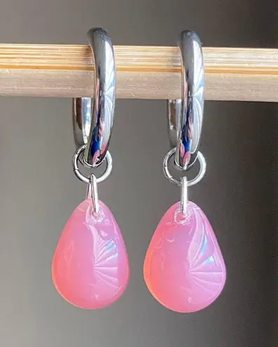 Handmade rose opaline teardrop Czech glass simple minimalist hoop earrings🩷