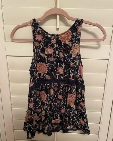 American Eagle  Flowy peplum cutout lace tank top floral size xs!