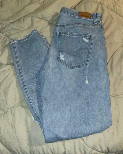 American Eagle Outfitters Moms Jeans