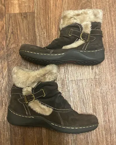 Bare Traps Womens Ellea Brown Slip On Ankle Boots Size 10 Suede & Fur