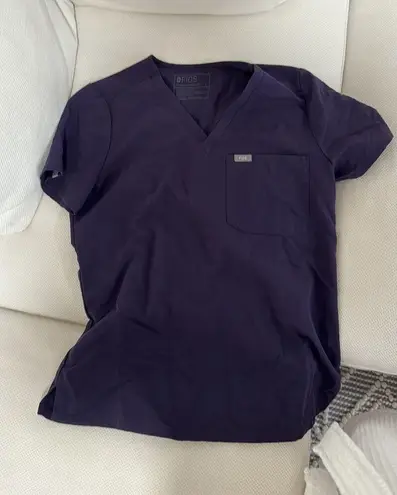 FIGS Scrubs Set