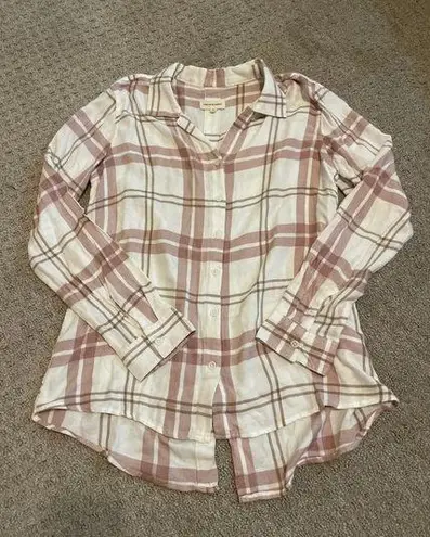 Thread and Supply  White & Maude Plaid Button Down Long Sleeve Top M