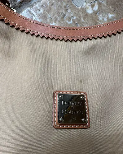 Dooney & Bourke ✨beige  mini bag