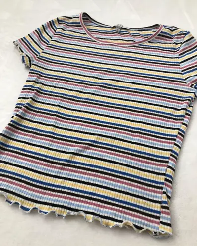 Iris Pink Striped Lettuce Trim Top ⁣