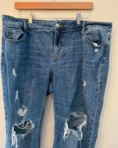 Old Navy Boyfriend Mid Rise Jeans