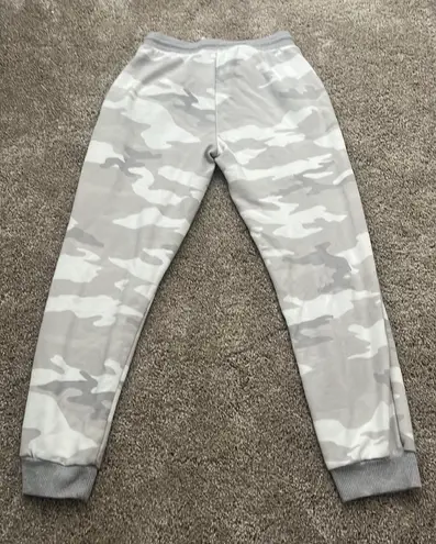 American Eagle White And Grey Camo Sweatpants, Size Small