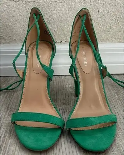 Charles Albert | Women’s Cassie Strappy Block Heels | 9