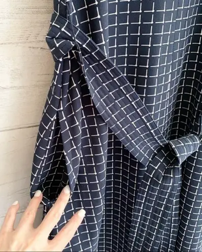 Lark & Ro Crew Split Neck Navy and White A