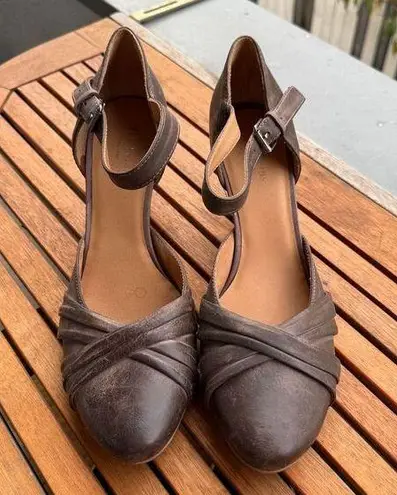 The Twins Vintage Style Brown Leather Mary Jane Pumps Ankle Strap Heels Size 41