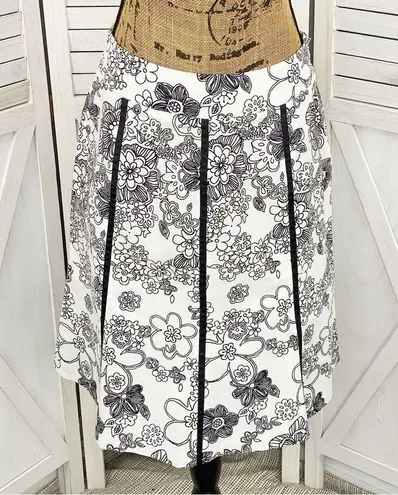 Apt. 9  Floral Twill A Line Skirt Black White 8 Cotton