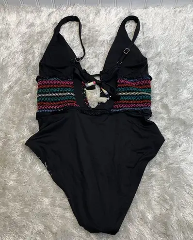 Isabella Rose NWOT 1 Pc Swimsuit Keyhole Front Rainbow Smocking Sz Small Black