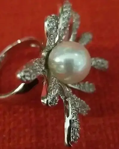 None Faux white pearl ring sz 8