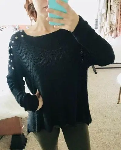 Nollie black knit oversized sweater