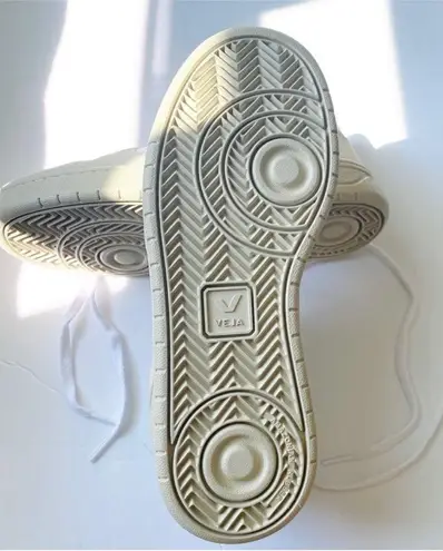 VEJA V-10 suede mesh sneakers NEW