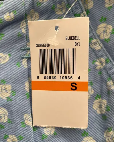 Superdry NWT Bluebell Light Blue Ditsy Floral Embroidered Shorts with Pockets, size S