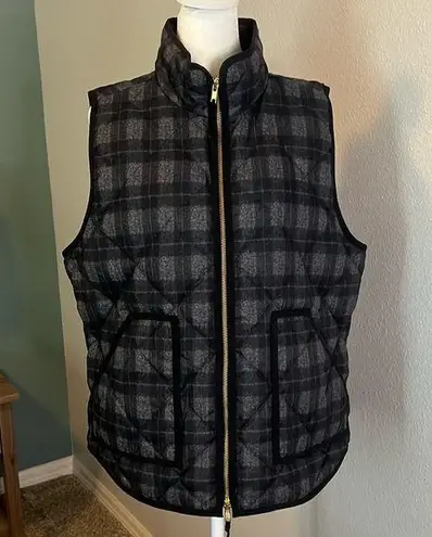 JCrew Factory Grey/Black Plaid Quilted Vest Size Large Gray