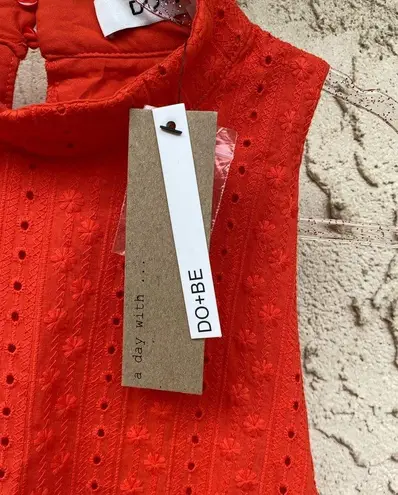 DO+BE NWT A day with  Red Orange Size large keyhole cutout knee length dress