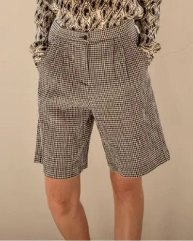 Sag Harbor Women Vintage Checkered Shorts Waist 29”