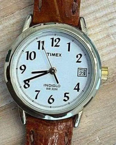 Timex Indiglo Ladies Watch Genuine Leather Strap White Dial Gold Case