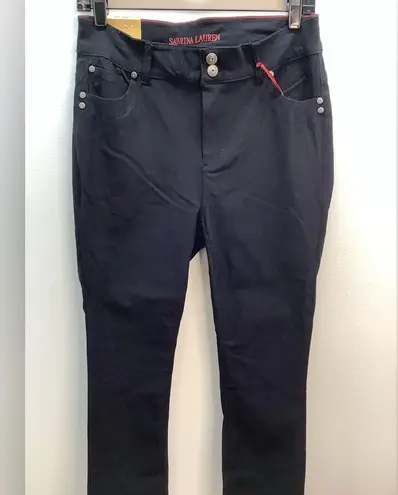 Sabrina Lauren Size 14W Black Stretch Cropped Pants. New With Tags.
