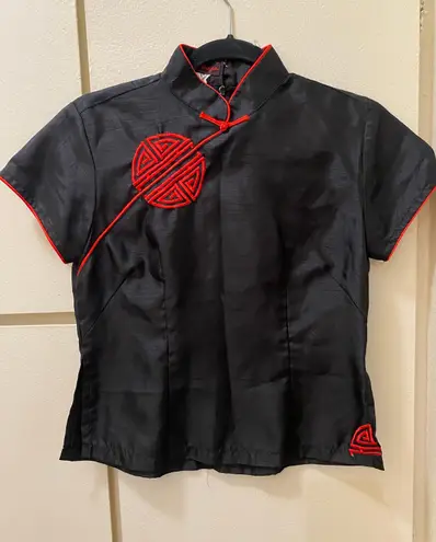 Silver Dragon Medium Black & Red Traditional Oriental Collared Zip Up Blouse