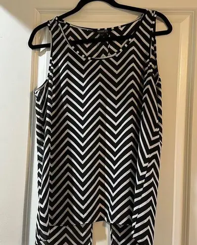 EXPRESS Chevron split back tank