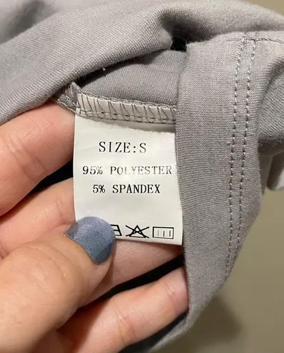 C + D+ M Leopard Tiger Lightning Bolt Distressed graphic tee Grey Size Small