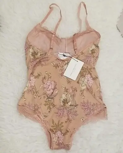 💕SPELL & THE GYPSY💕 Rosa Bodysuit Blush S NWT Pink