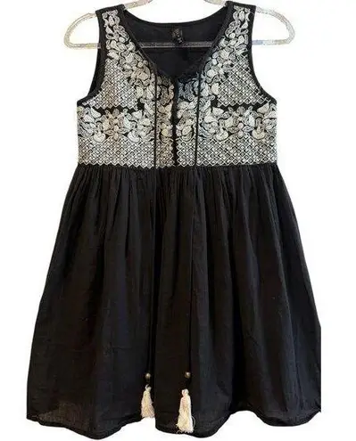 Raga Anthropologie Black / White Cotton Beaded Embroidered Boho Mini Dress Small