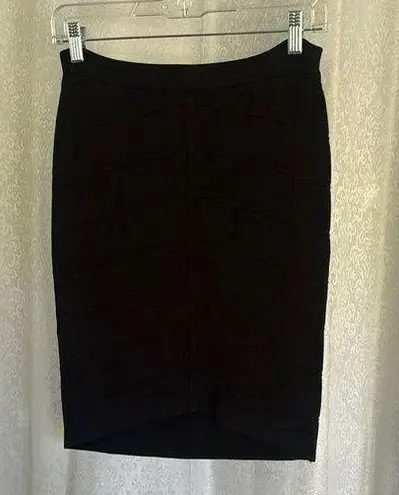 Bebe  KNIT PENCIL SKIRT Sz: M