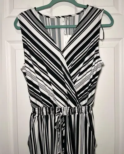 Ny Collection Jumpsuit Size Small Black White Stripes Wide Leg Cropped