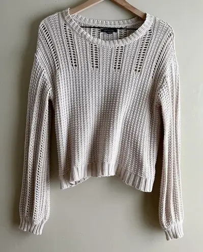 American Eagle • Crochet Knit Sweater in Natural, Balloon Sleeves, Size XS Tan