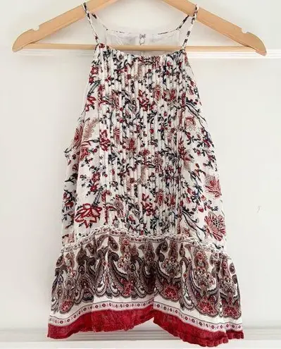 J.O.A. Floral Red Boho Pleated High Neck Tank Top Lace Detail Blouse Size Small