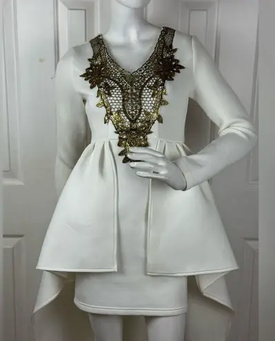 Eien U.S.A Elegant White and Gold High Low Dress Size Small