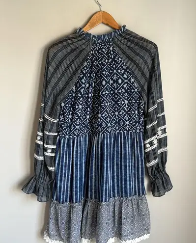 HEMANT AND NANDITA Long Sleeve Short Dress in Indigo Small Blue